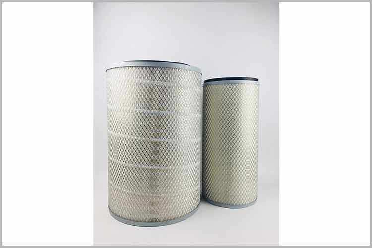 在吸入空气与燃油混合之前，货车乐动（中国）官方网站滤去空气中尘土、碳及杂物，然后保障了吸入空气的清洁