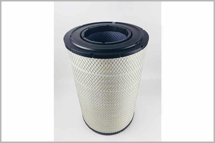 在安装新的汽油发动机乐动（中国）官方网站的时候，我们需要注意乐动（中国）官方网站下方靠右的一个突出的塑料片