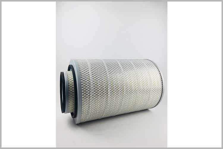 与正品康明斯乐动（中国）官方网站相比，劣质产品的滤纸往往折数较少，间隙大，硬度差，做工也都比较粗糙，形状易扭曲松垮，高低厚薄不均匀